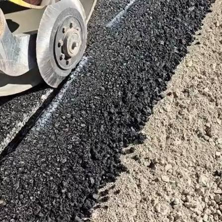 Riyadh Asphalt Repair and Maintenance Services